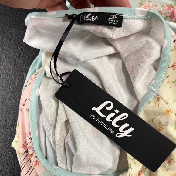 Lily mixed print blouse size 1X - Picture 2 of 8